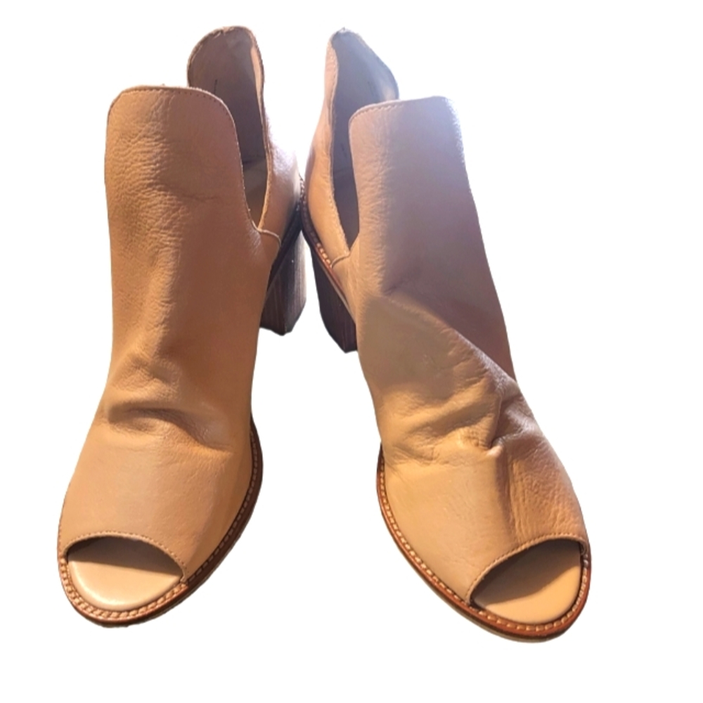 Chinese Laundry open toe heel bootie 41/10